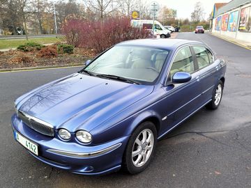 2.5 V6 AWD