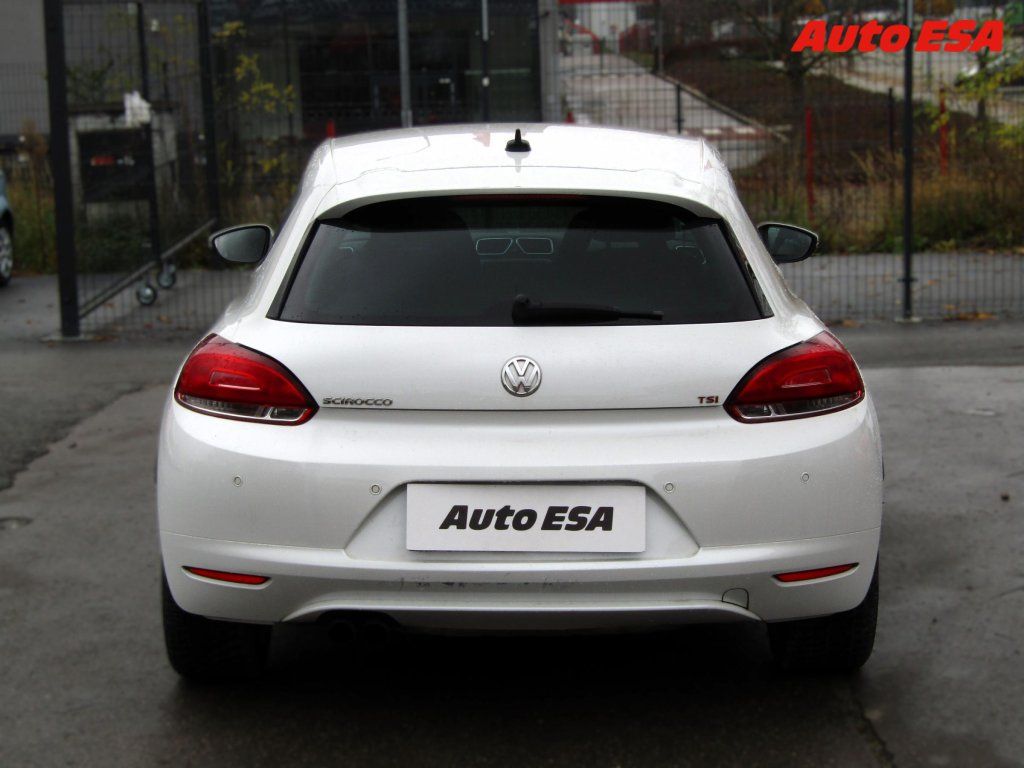 Volkswagen Scirocco, 1.4 TSi,Life,bixen,navi - fotka 5