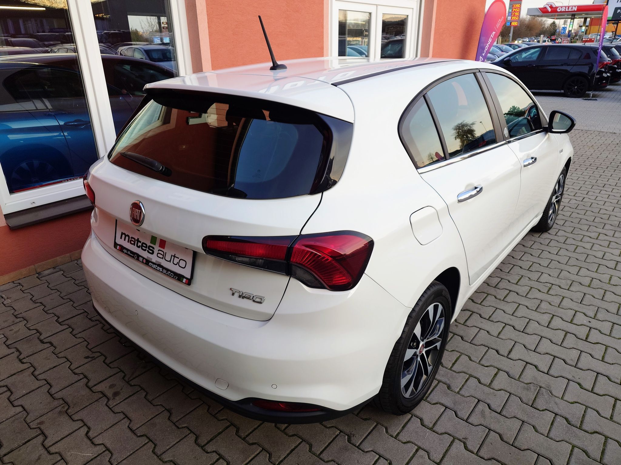 Fiat Tipo, 1.4 Mirror 70 kW - fotka 6