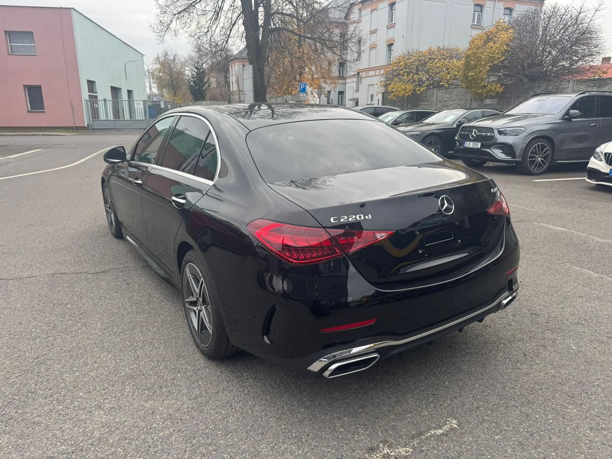 Mercedes-Benz Třídy C, C 220 d 4MATIC - fotka 5