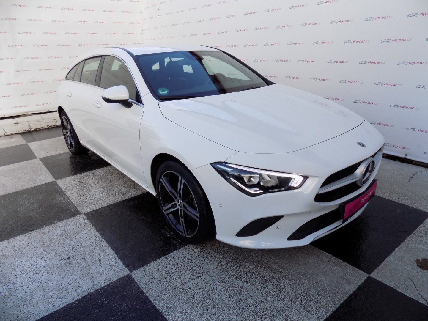 Mercedes-Benz CLA, 200d/Full-Led/1.majitel/ - fotka 6