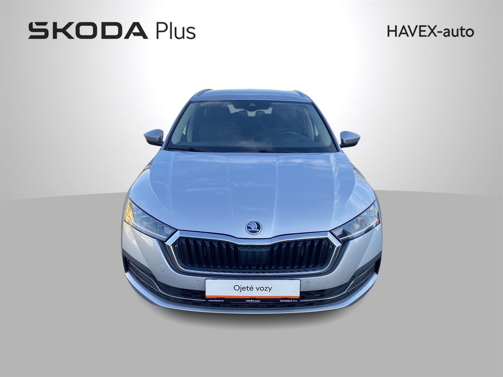 Škoda Octavia, Combi 2.0 TDI DSG Style - fotka 4