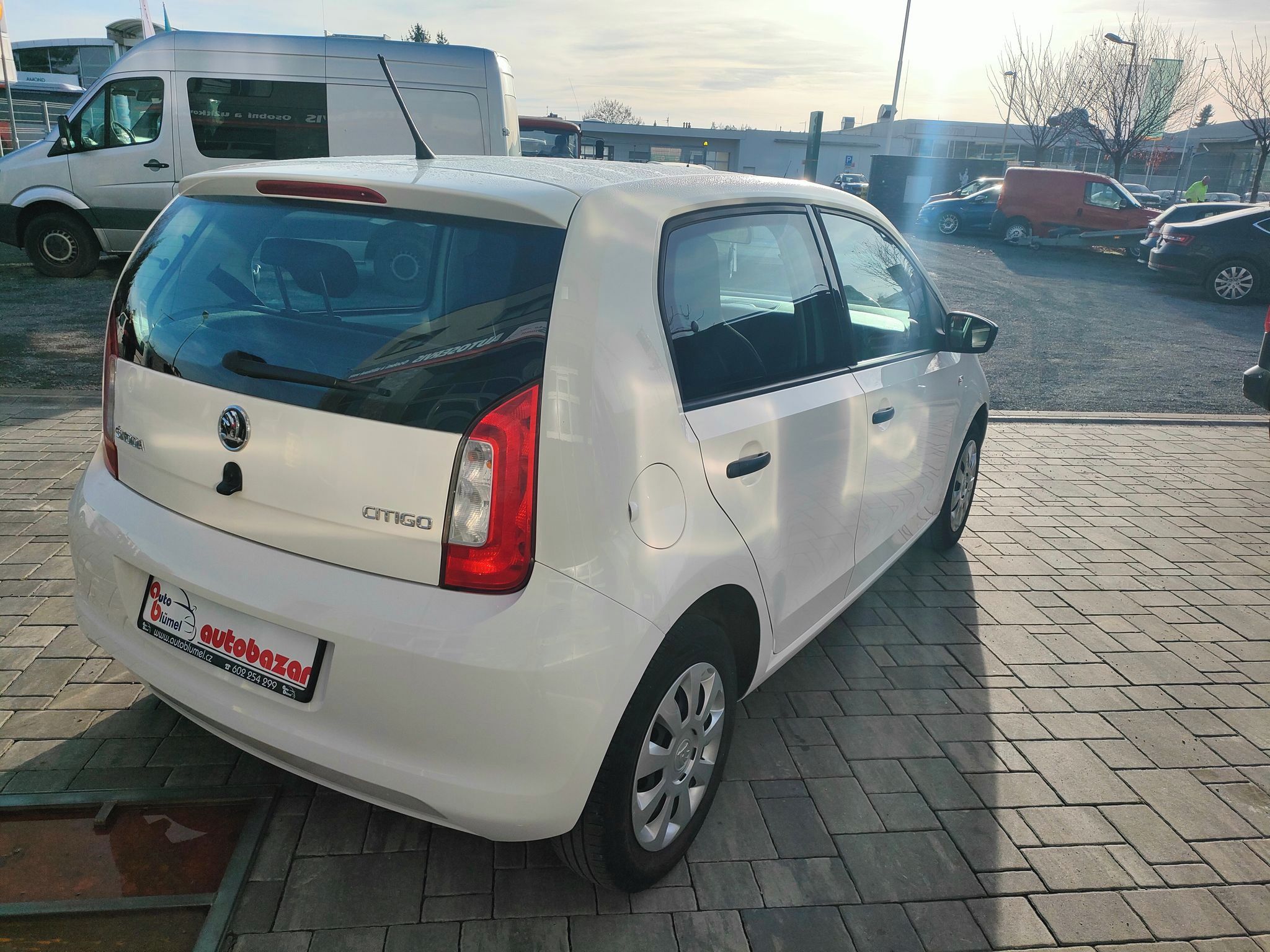 Škoda Citigo, 1.0i KLIMA - fotka 4
