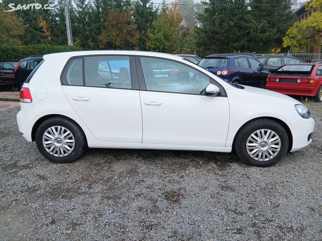 Volkswagen Golf, VI 1.6 TDI - fotka 5