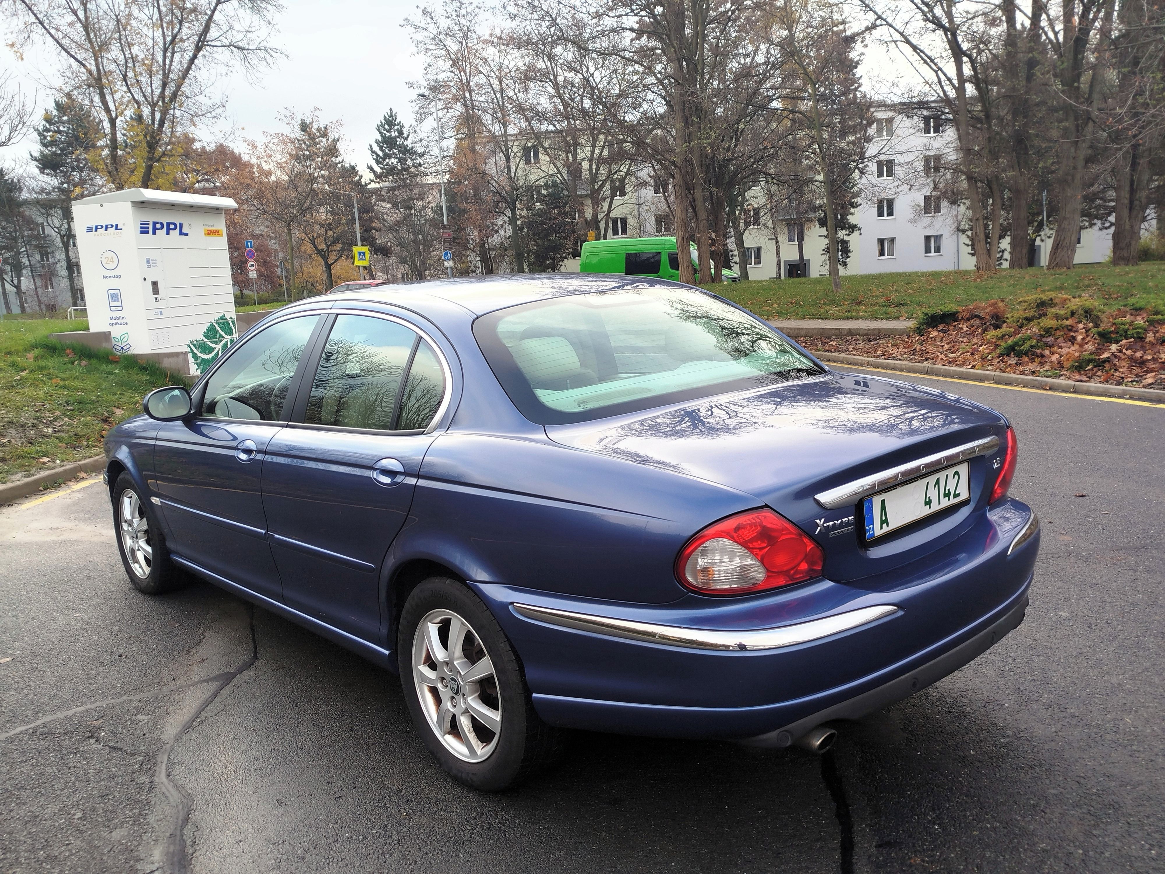 Jaguar X-Type, 2.5 V6 AWD - fotka 2