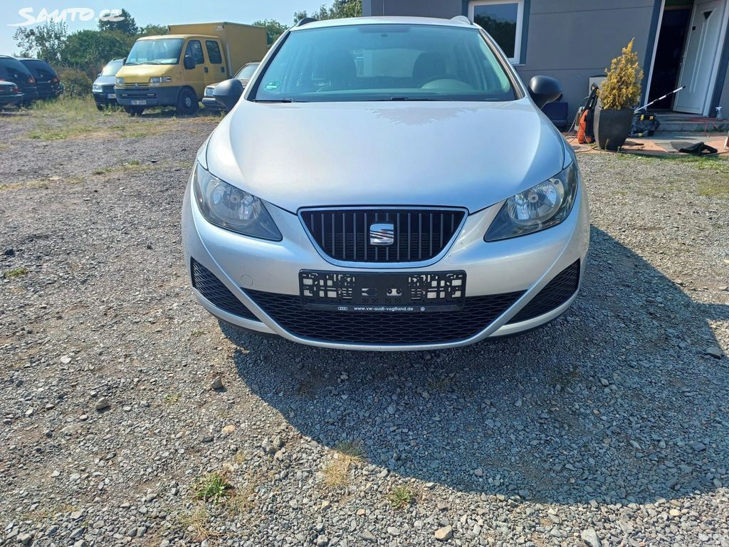 Seat Ibiza, 1.4i, 16V, tažný, ALU, klima - fotka 4