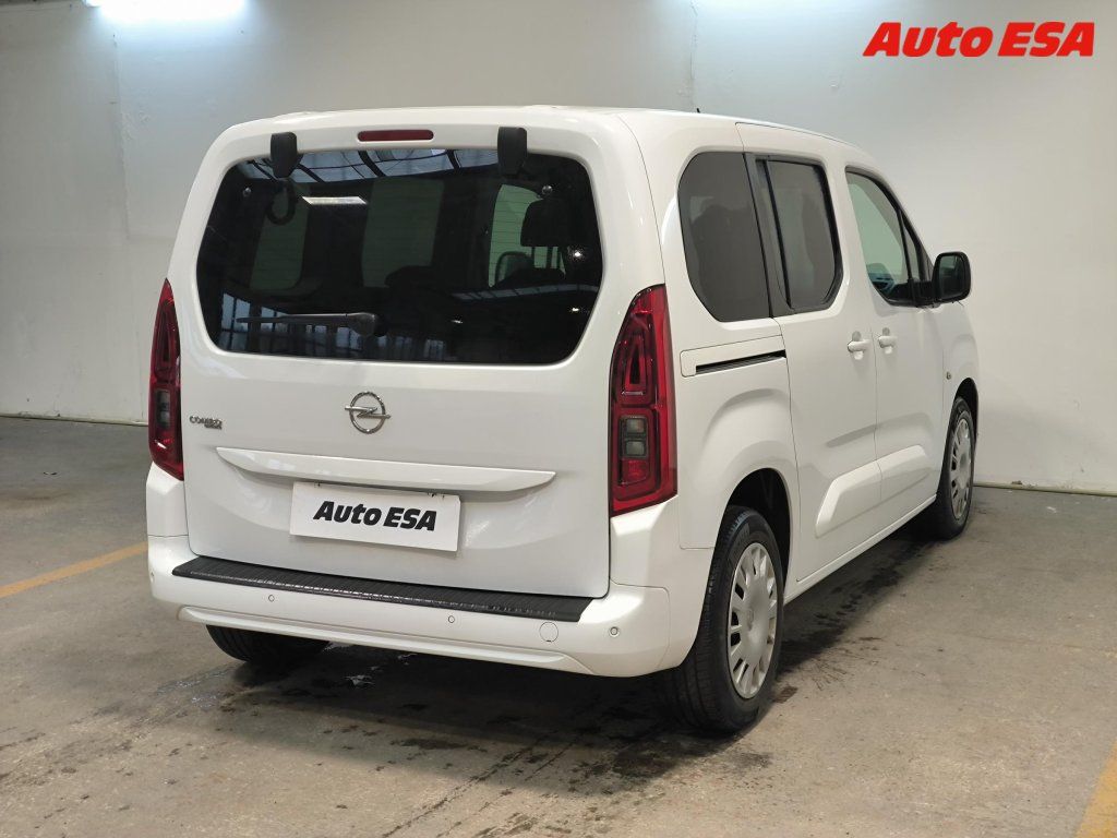 Opel Combo, 1.2T,1.maj,AC,výhřev sed - fotka 6