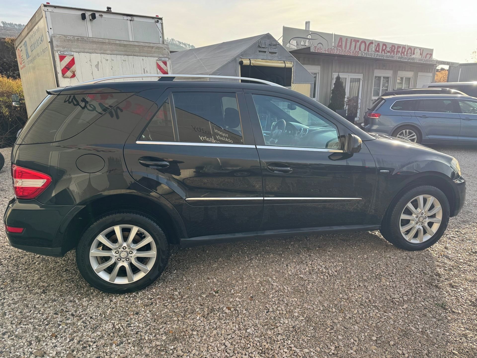 Mercedes-Benz ML, 300 CDI 7G 136t km 4-Matic - fotka 5