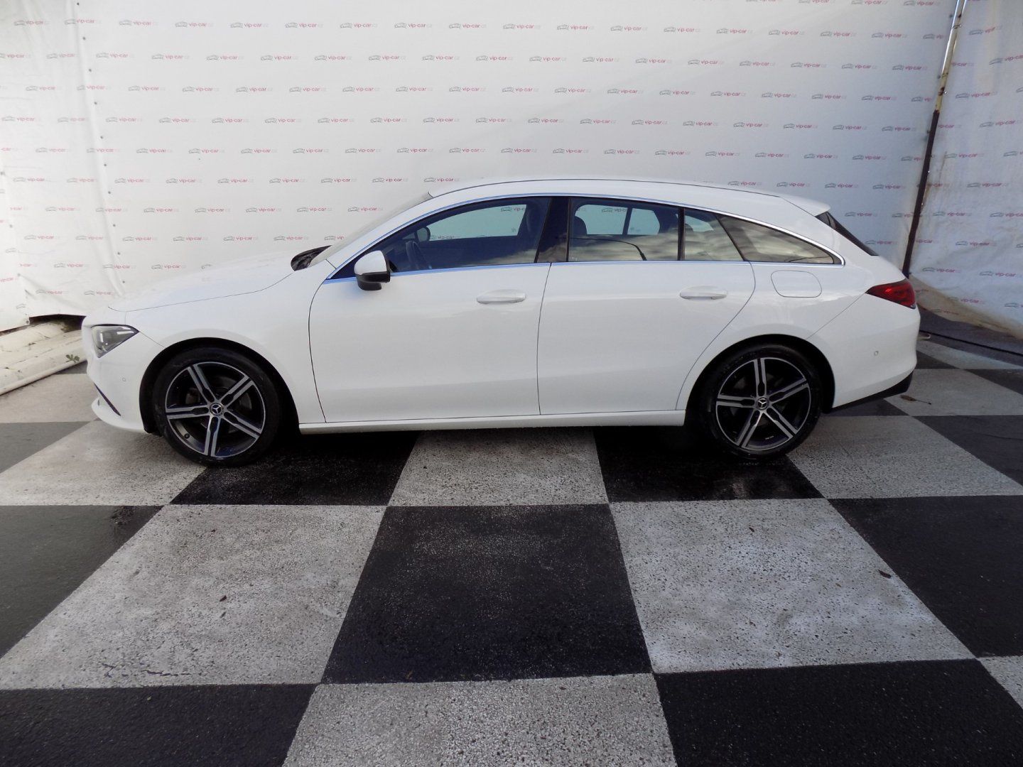 Mercedes-Benz CLA, 200d/Full-Led/1.majitel/ - fotka 2
