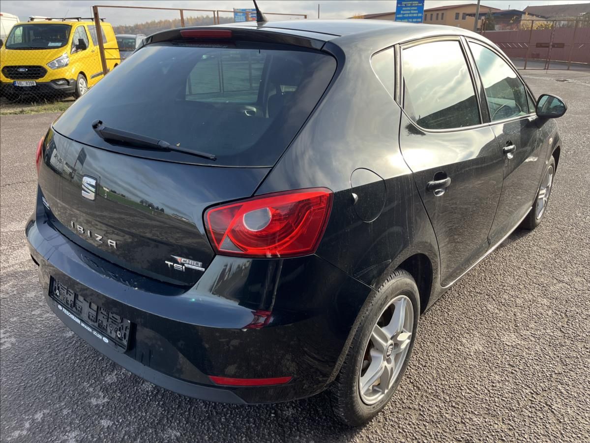 Seat Ibiza, 1.2 TSi 63KW KLIMA SERVIS STK - fotka 6
