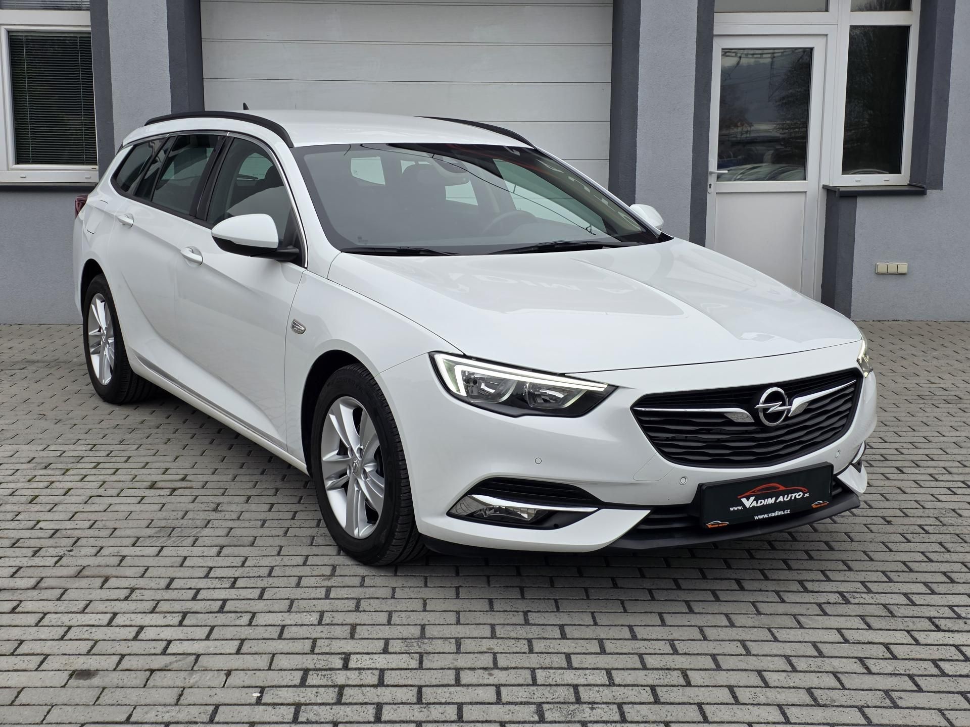 Opel Insignia, 2.0 CDTi 125KW AUTOMAT ČR NOVÉ