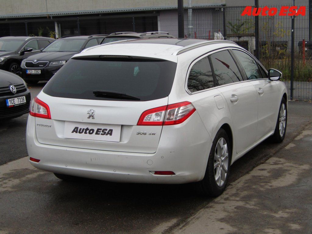 Peugeot 508, 2.0 HDI,2.maj,ČR,Active - fotka 4