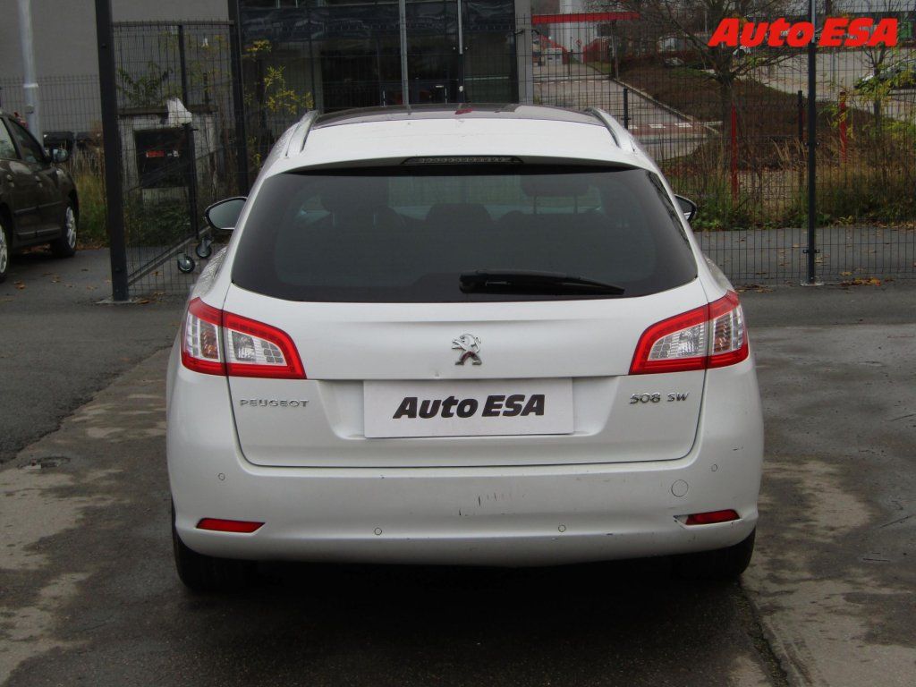Peugeot 508, 2.0 HDI,2.maj,ČR,Active - fotka 5