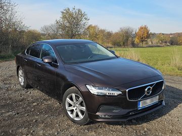 Volvo S90 D4 AWD Momentum