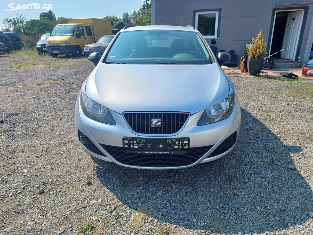 Seat Ibiza, 1.4i, 16V, tažný, ALU, klima - fotka 3
