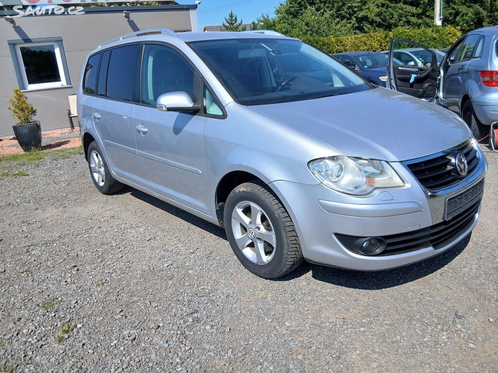 Volkswagen Touran, 1.4 TSI, ALU, - fotka 6