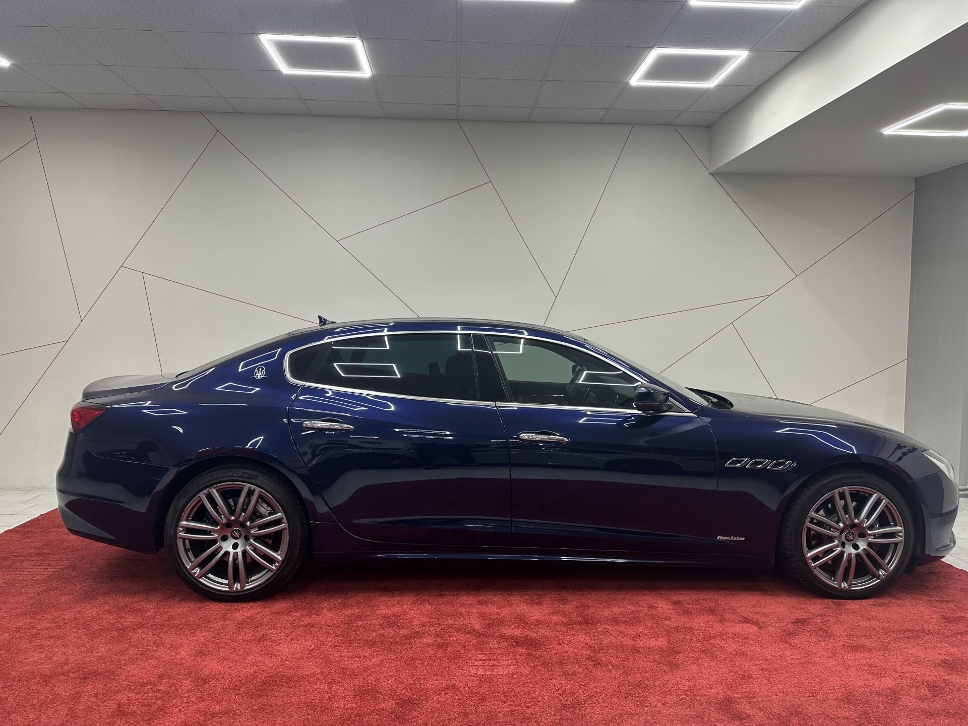Maserati Quattroporte, SQ4 GranLusso*360*TV*STOLKY - fotka 5