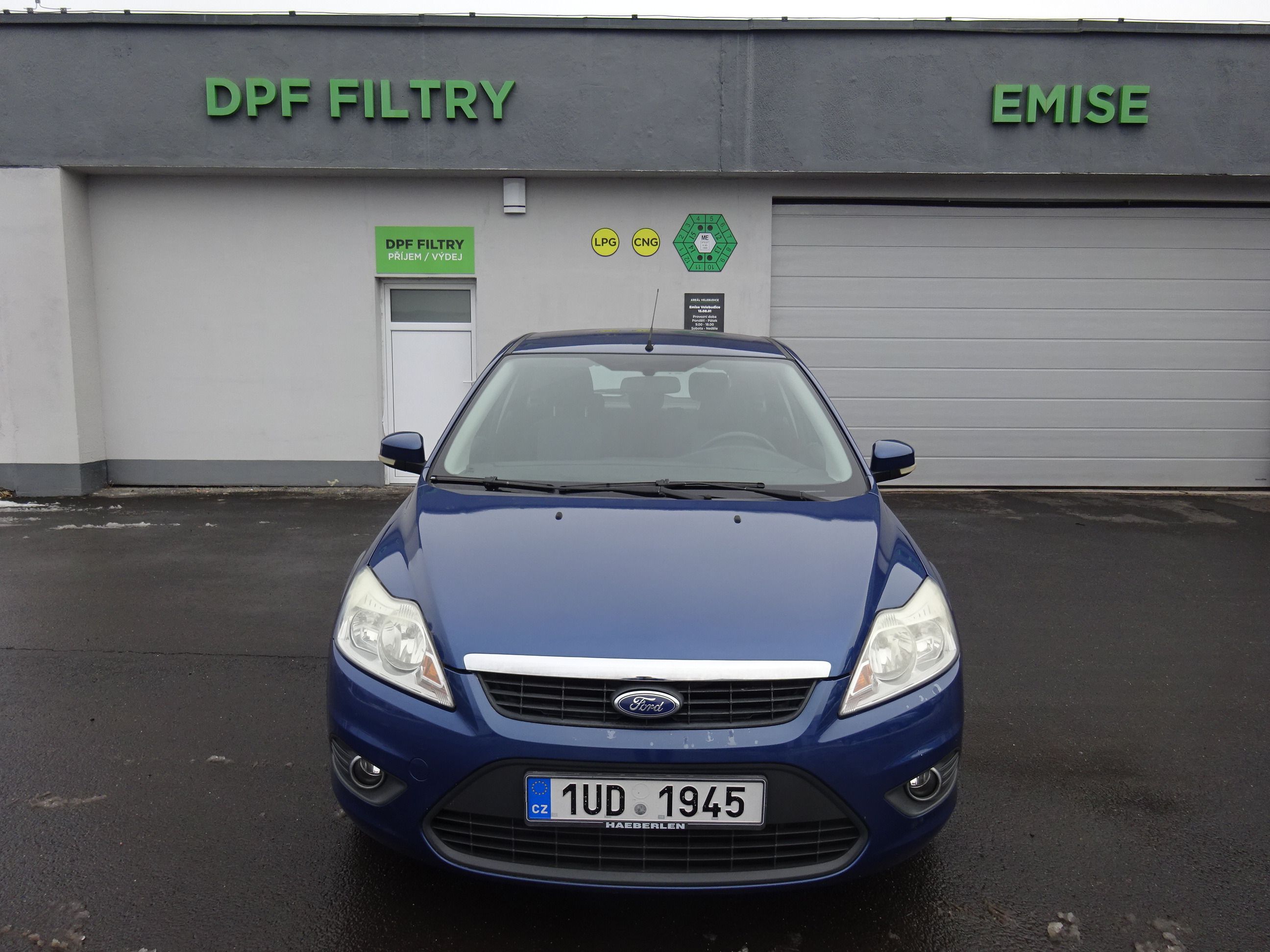 Ford Focus, II 1.4i 16V - fotka 3
