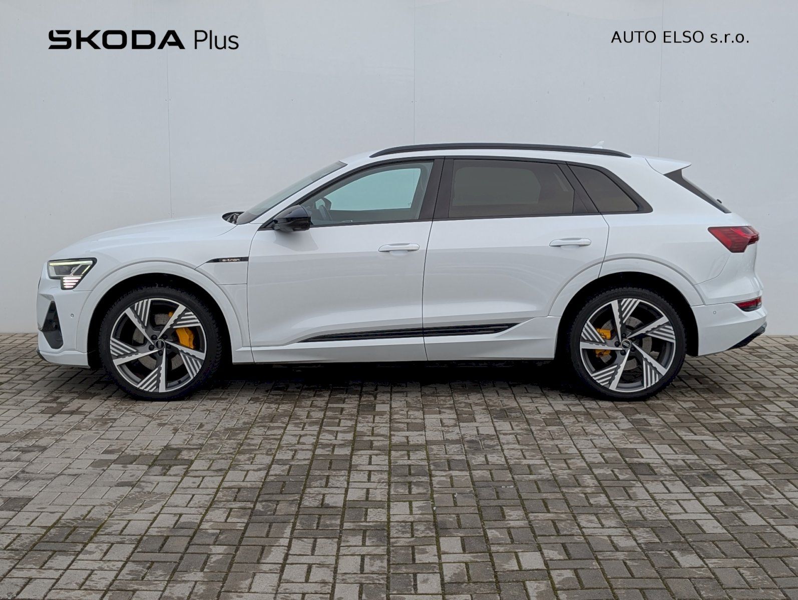 Audi e-tron, S-Line 55 Quattro - fotka 3