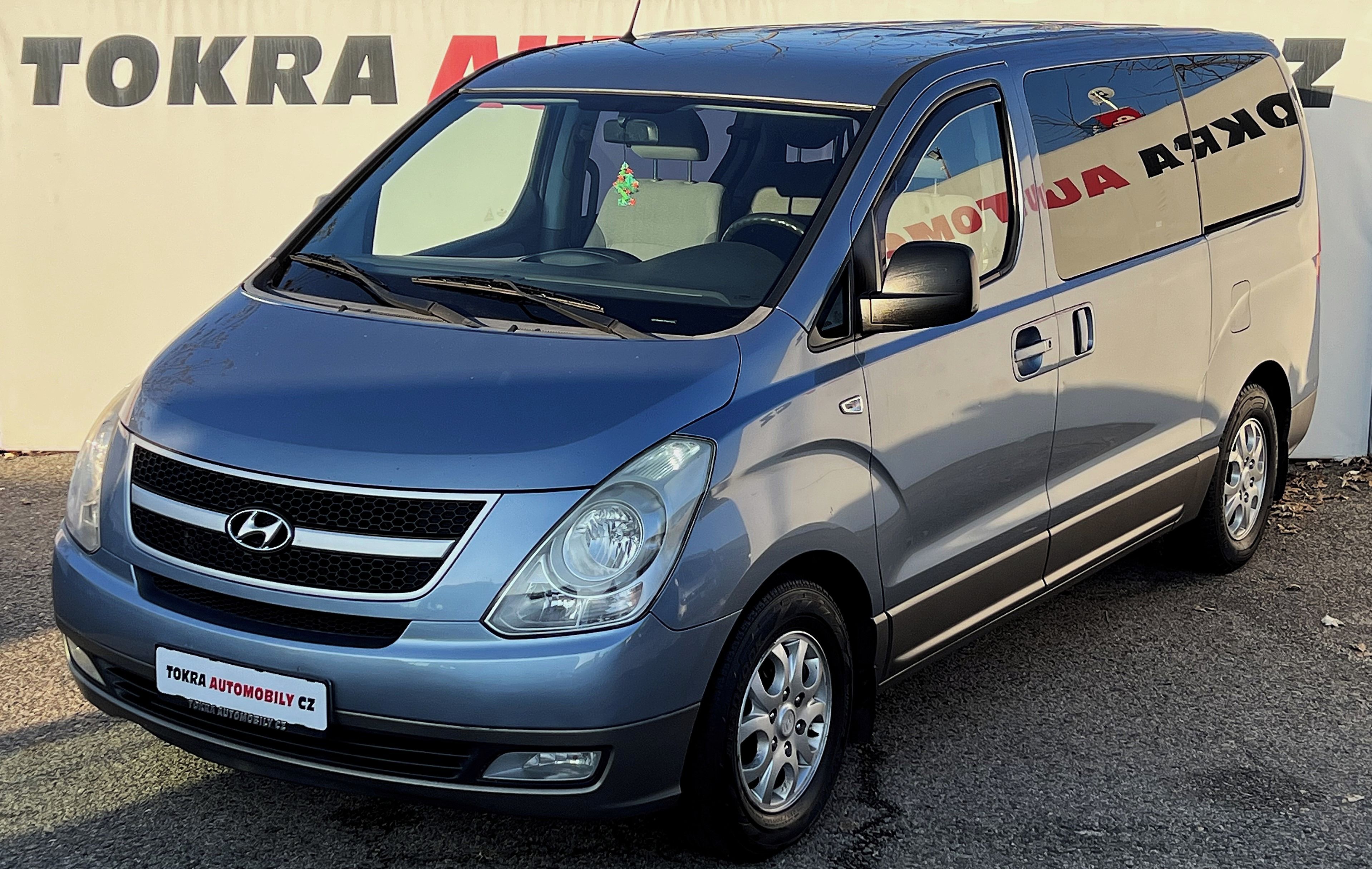 Hyundai H 1, 2.5CRDI Klima 8míst Tažné ČR