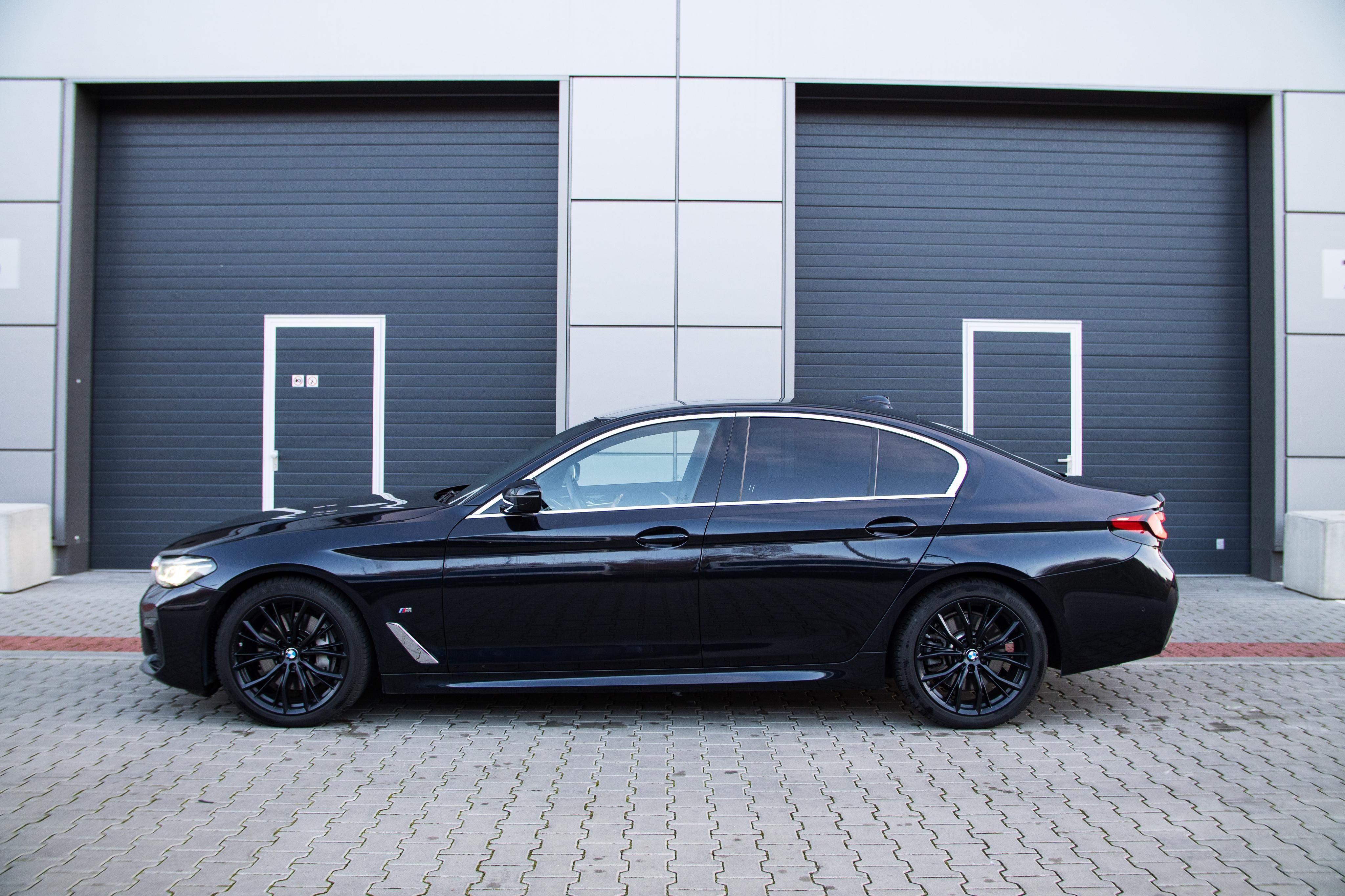 BMW Řada 5, 530d xDrive-M sport/LED/Dakota - fotka 4