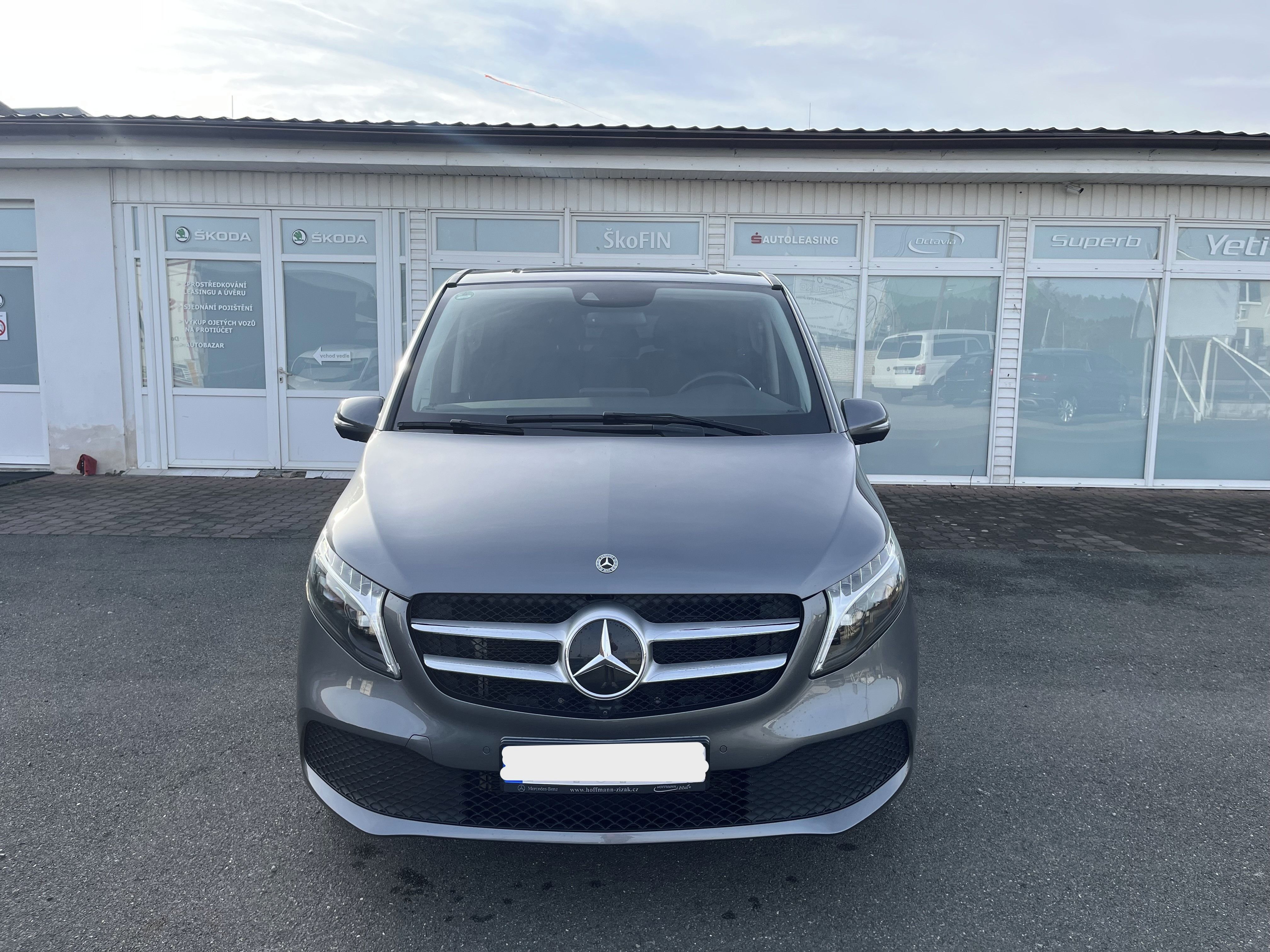 Mercedes-Benz Třídy V, V300 4MATIC - fotka 2