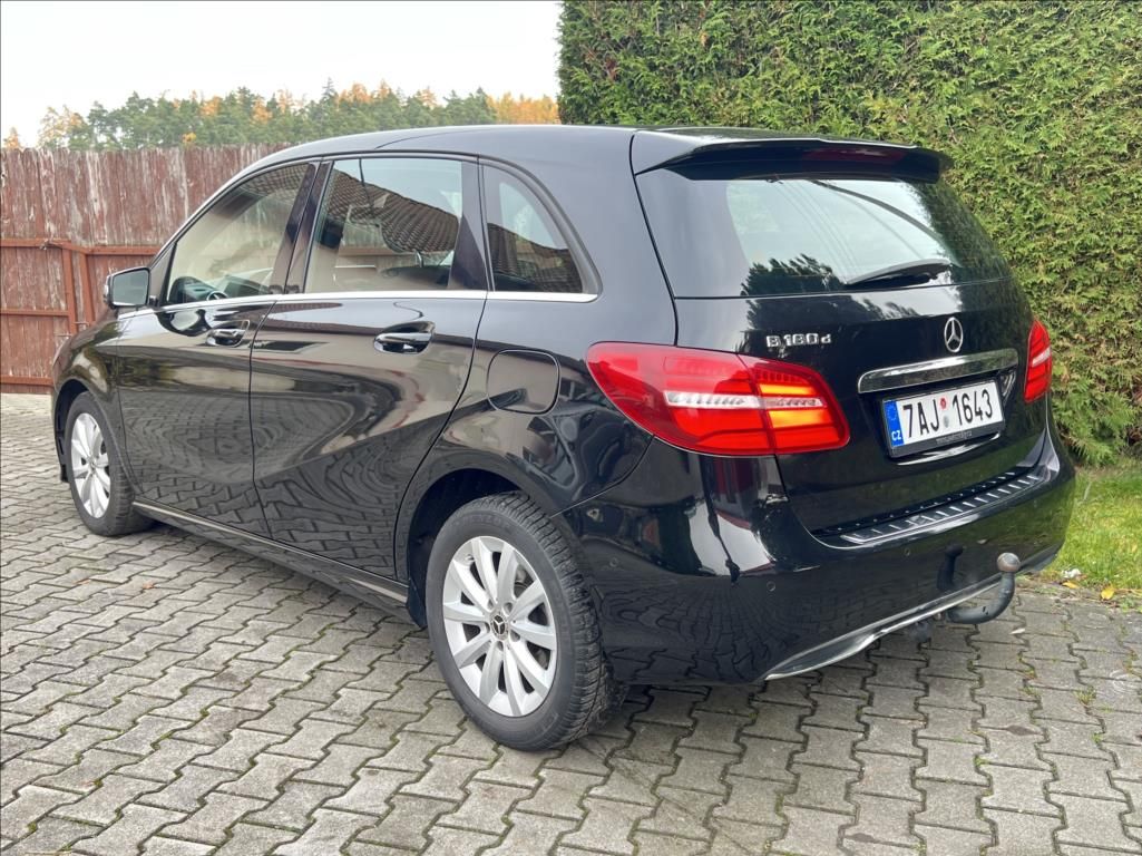 Mercedes-Benz Třídy B, 180 CDI / 7G-DCT - fotka 3