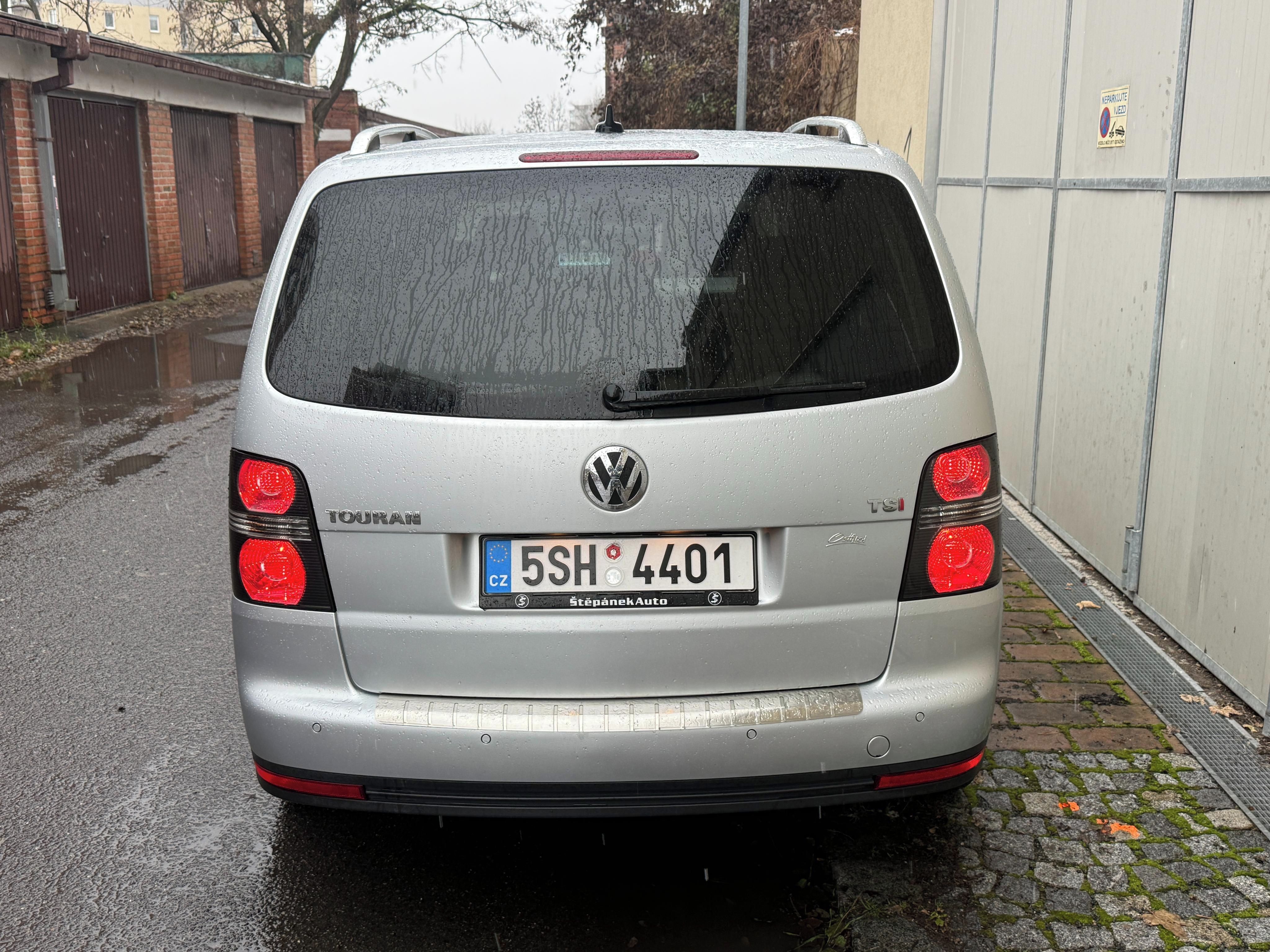 Volkswagen Touran, 1.4TSI, 103kw - fotka 4