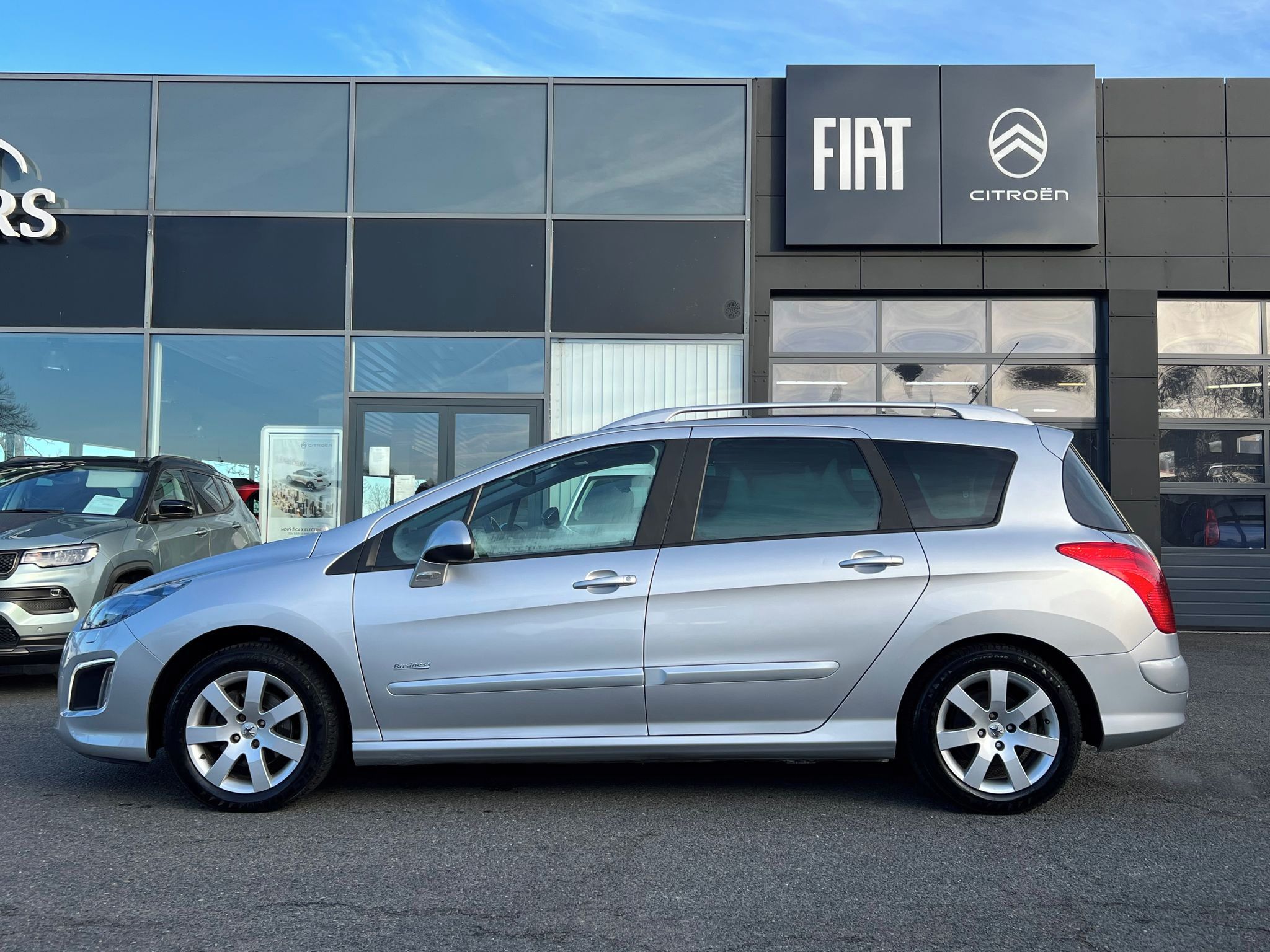 Peugeot 308, 1.6 115k ZÁRUKA SERVIS PANO - fotka 4