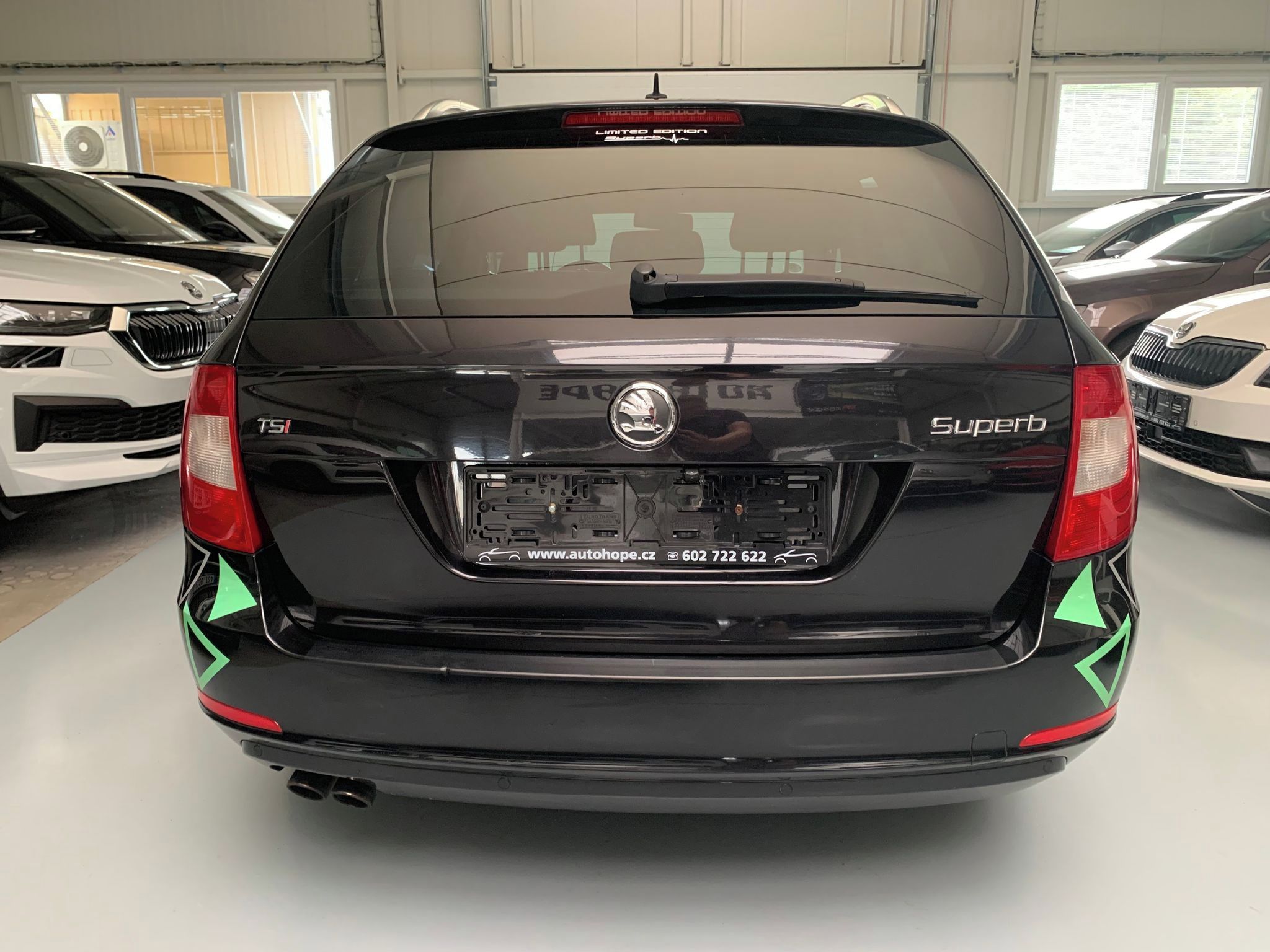 Škoda Superb, combi 1.8 TSI Ambition - fotka 5