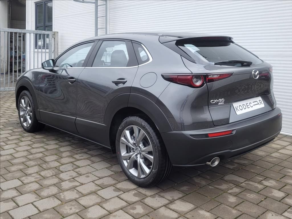 Mazda CX-30, 2,5 e-Skyactiv G140k 6AT 4x2 - fotka 4