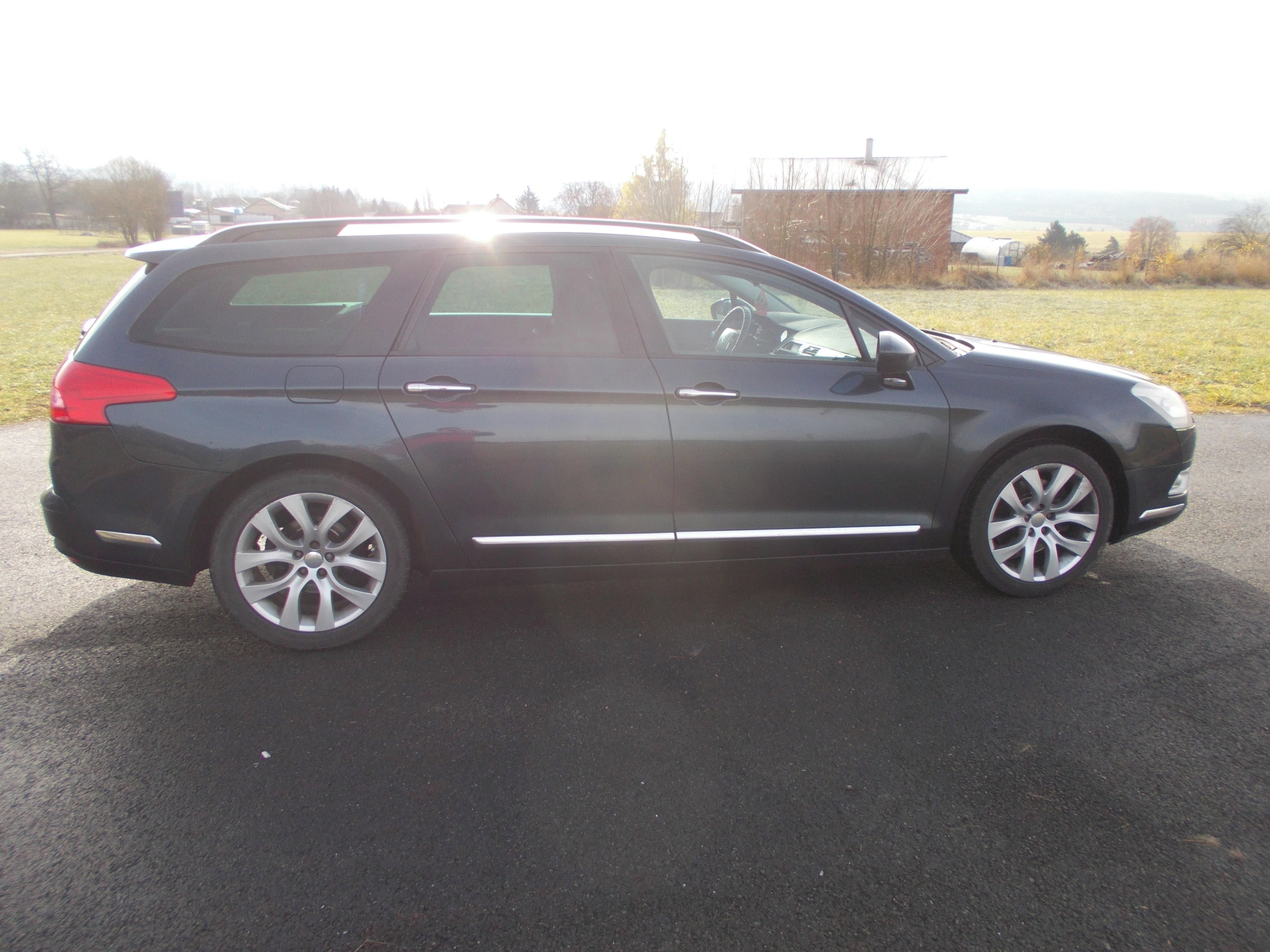 Citroën C5, 2,2HDI - fotka 6
