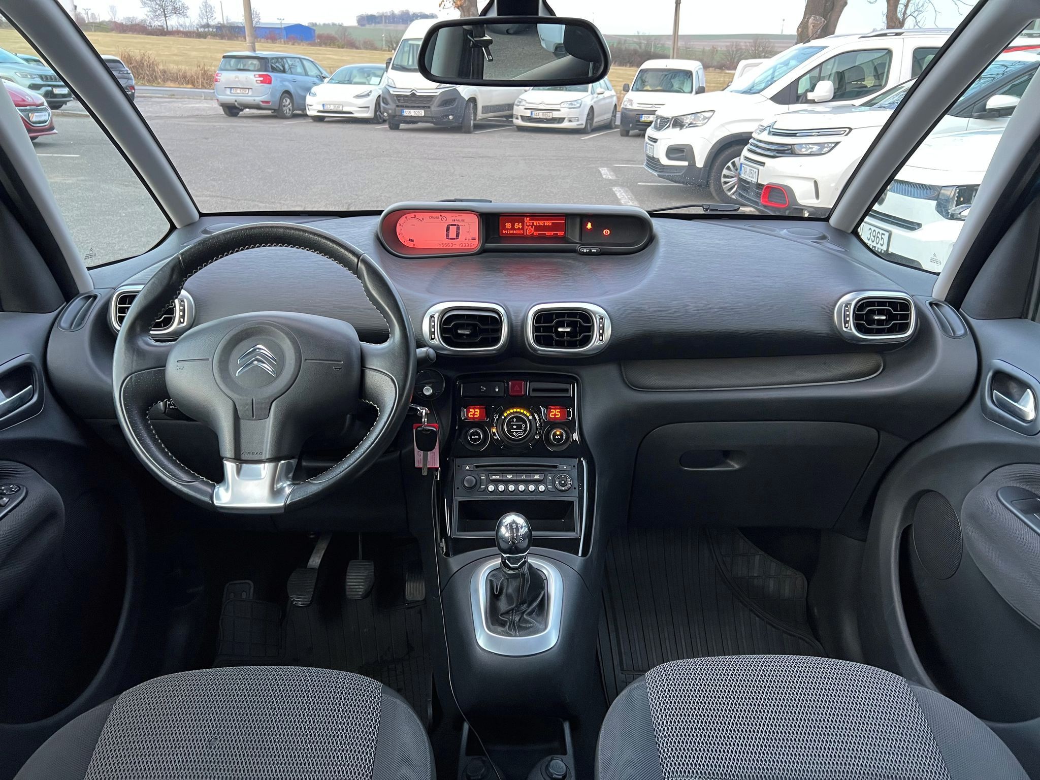 Citroën C3 Picasso, 1.6 HDi 68kW SERVIS ZÁRUKA - fotka 3