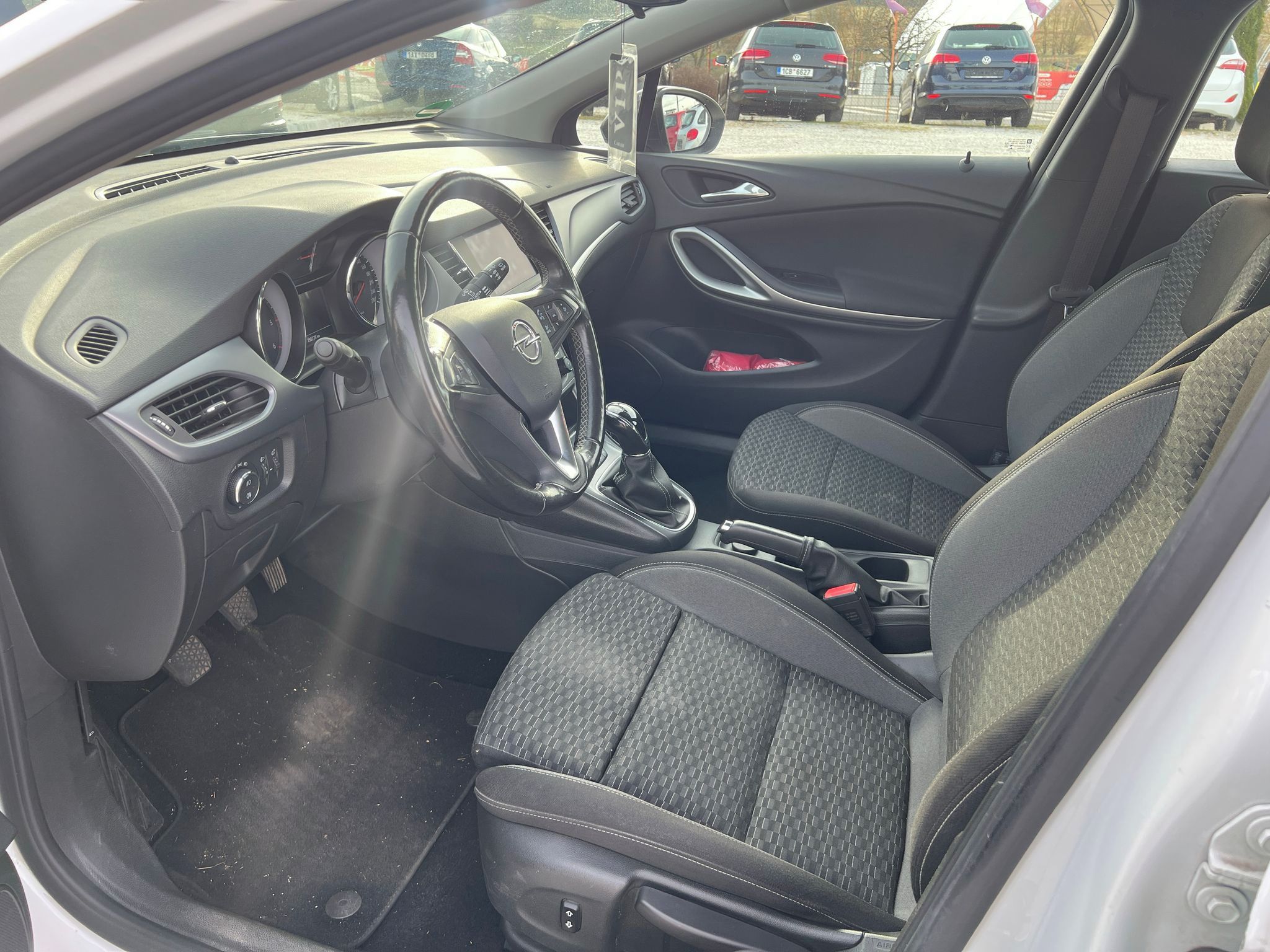 Opel Astra, Sports Tourer 1.5 - fotka 4