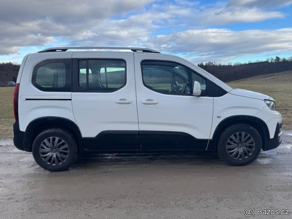 Peugeot Rifter, 1.5BlueHDI ALLURE 5 MÍST ČR - fotka 6
