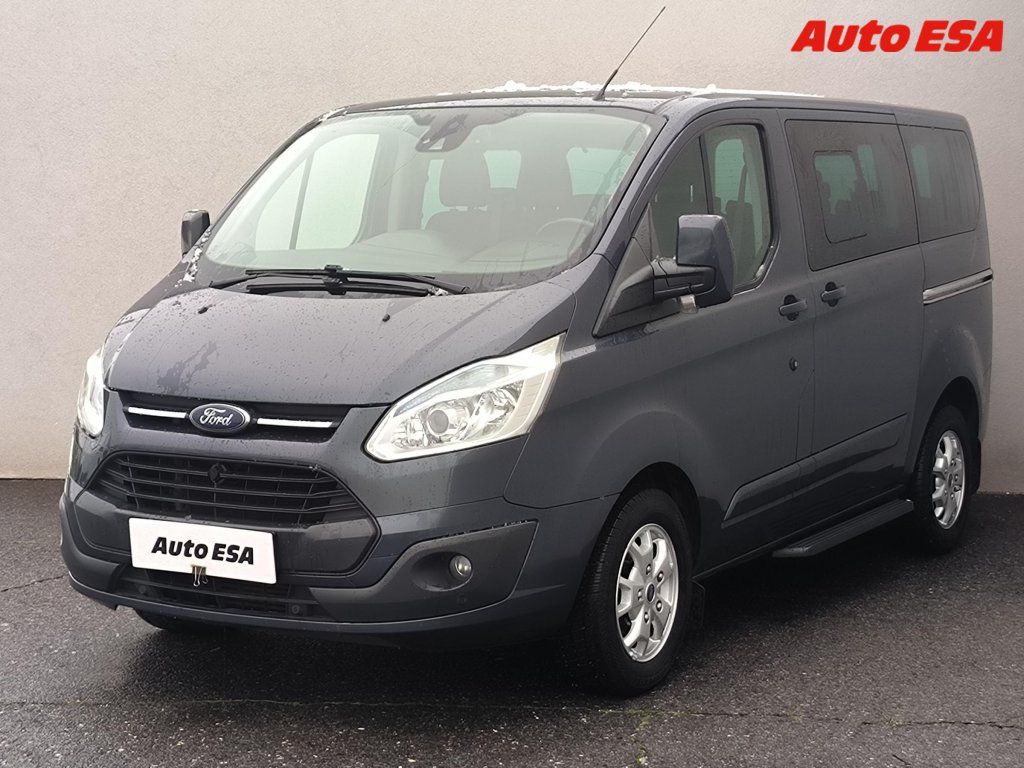 Ford Tourneo Custom, 2.2TDCi,Titanium,TZ,navi - fotka 3