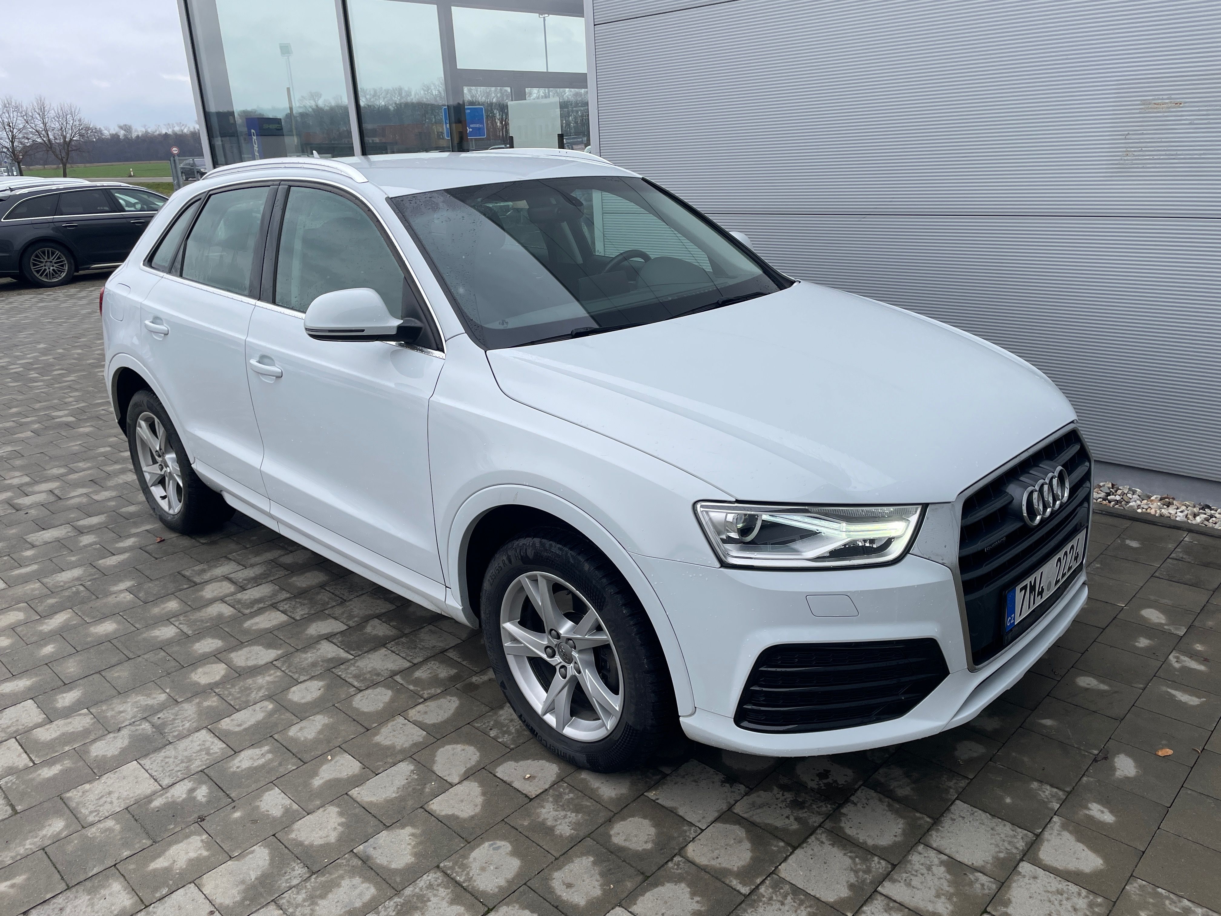 Audi Q3, 2.0 TFSi  132kw - fotka 2