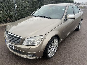 3,0 C 300 AUT 4MATIC  2 x KOLA