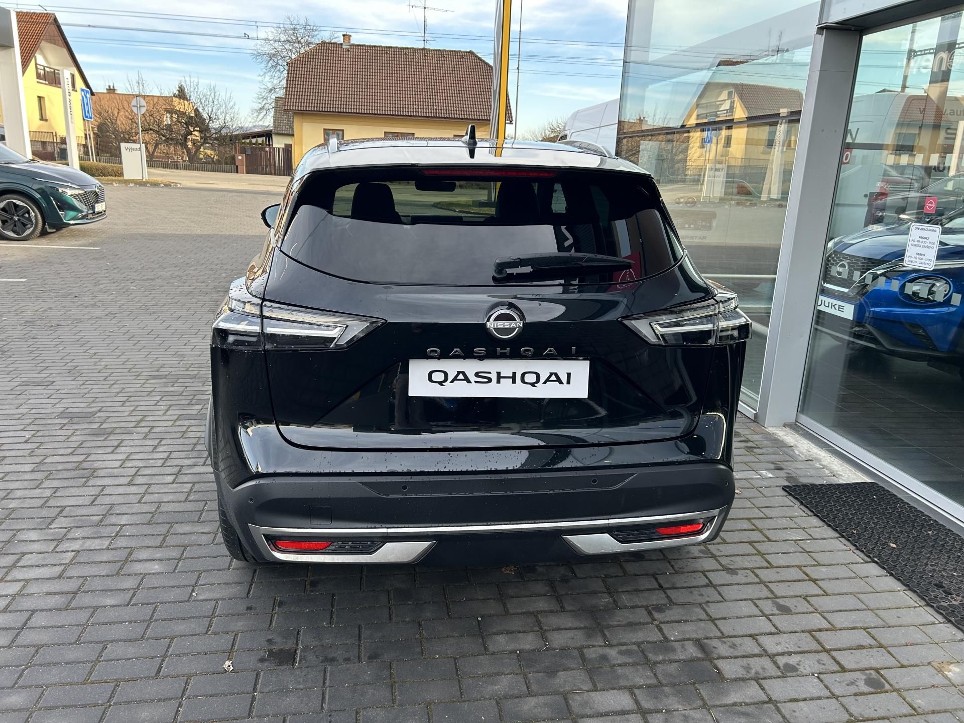 Nissan Qashqai, N-CONNECTA 1.3 DIG-T 103kw 6MT - fotka 5