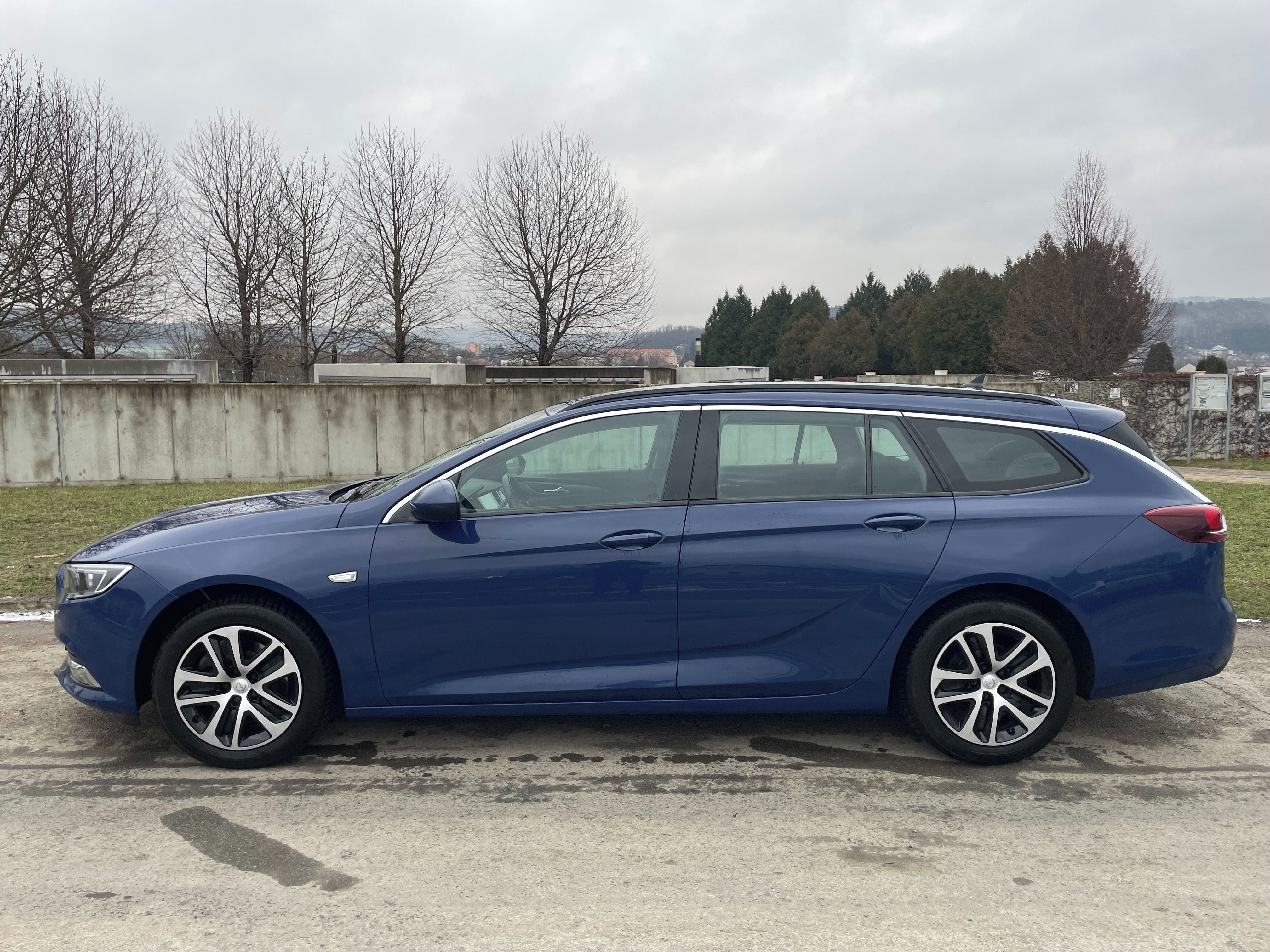 Opel Insignia, 2.0CDTi-125kW + sada kol - fotka 3