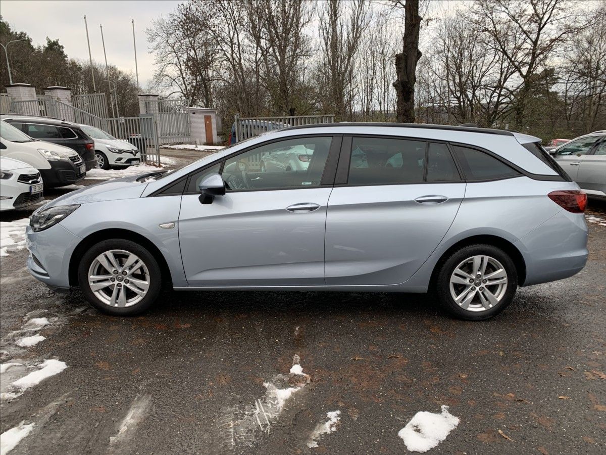 Opel Astra, 1,6 CDTI,ČR,1.MAJ,SERVISKA - fotka 5