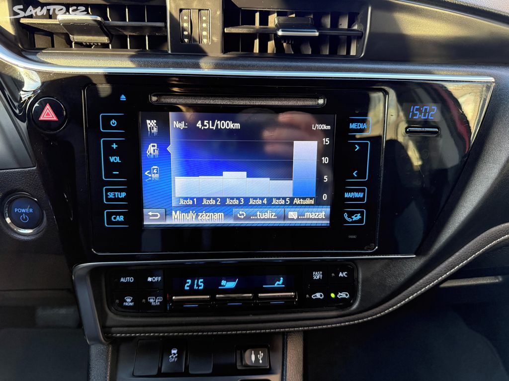 Toyota Auris, fotka 24