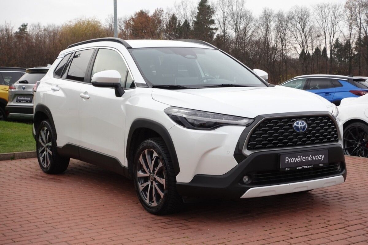 Toyota Corolla Cross, ZLEVNĚNO  2.0HEV Style Tech 4x - fotka 3