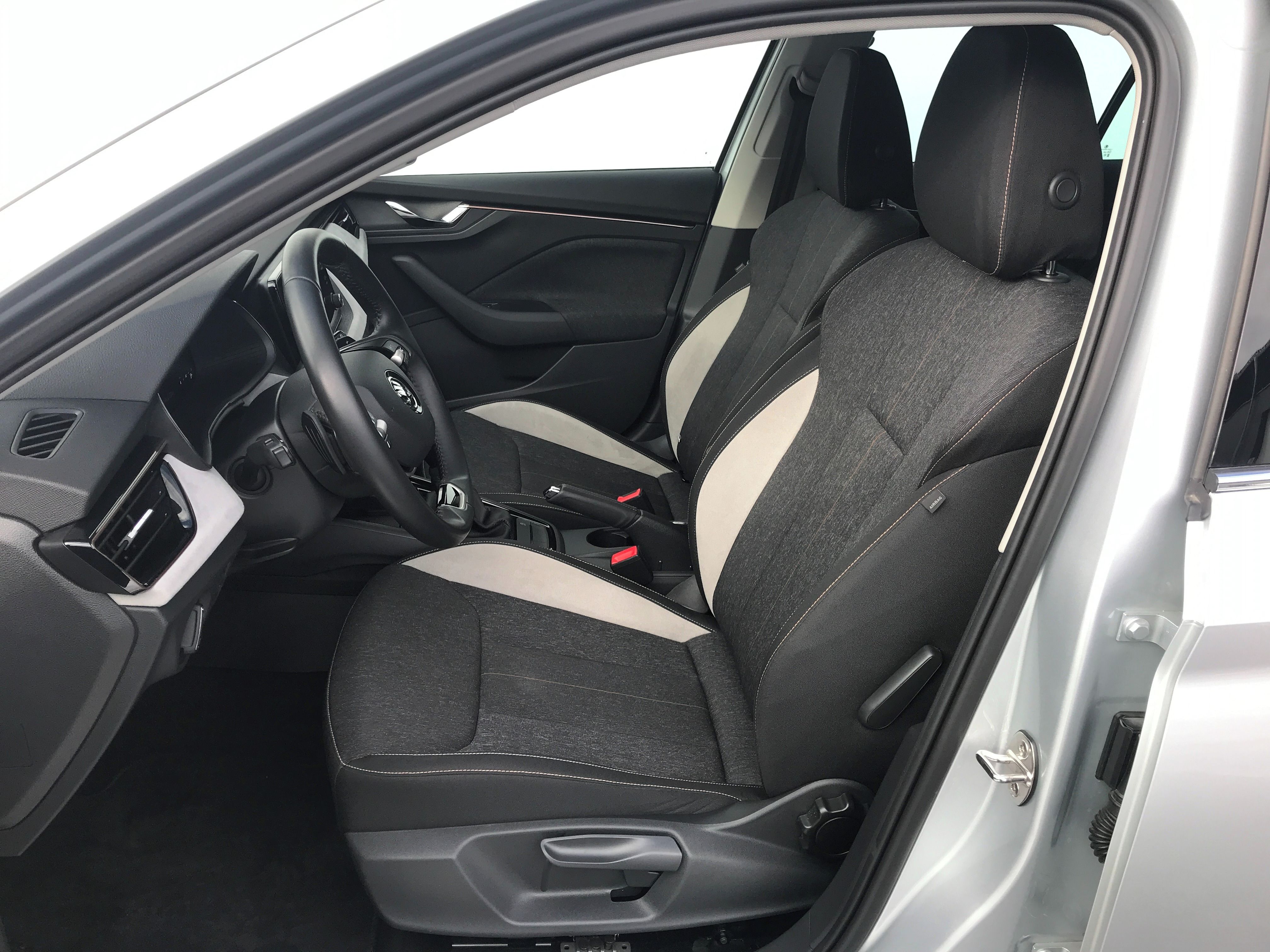 Škoda Scala, 1,0TSi 85kW 7°DSG TopSelect - fotka 6