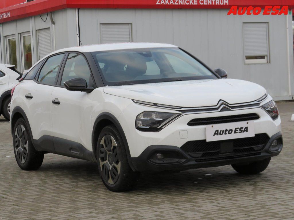 Citroën C4, 1.2 PT,1.maj,ČR,LED,navi