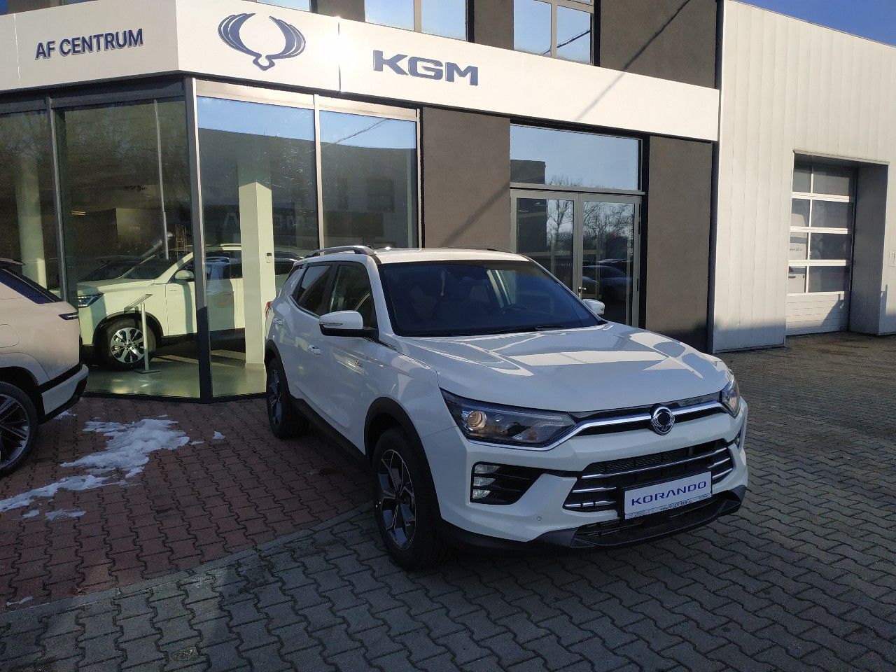SsangYong Korando, 1.5T, Style+4WD,MT,SKLADEM - fotka 3