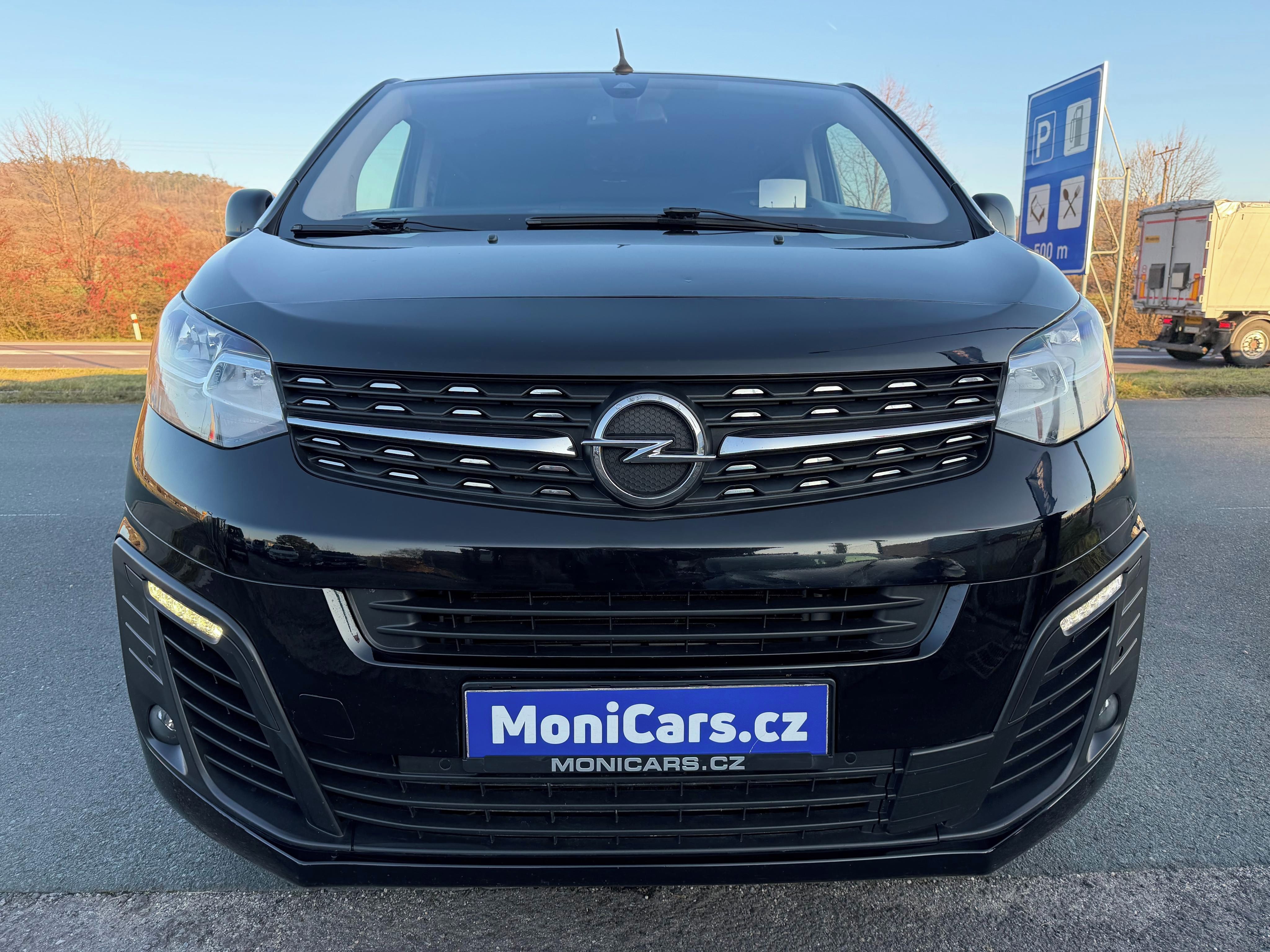 Opel Vivaro, LIFFE 2.0 CDT-i 106kW  8 MÍST - fotka 2