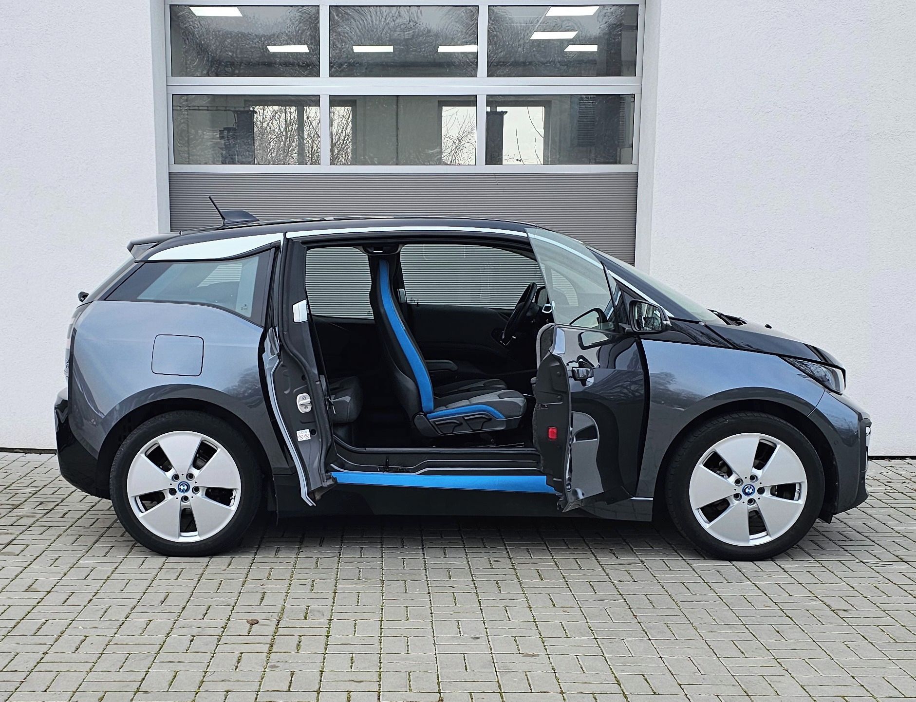 BMW i3, 120Ah, SoH 100% - fotka 6