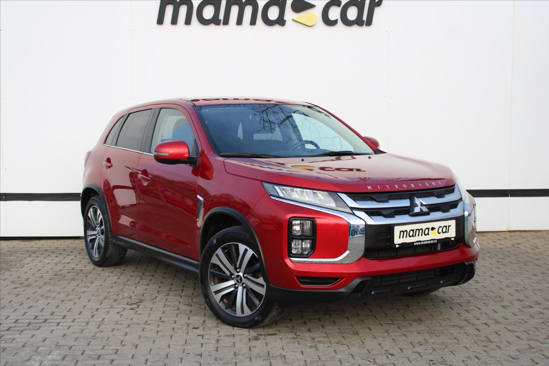 Mitsubishi ASX, 2.0 MIVEC INTENSE 4WD 1.MAJ ČR