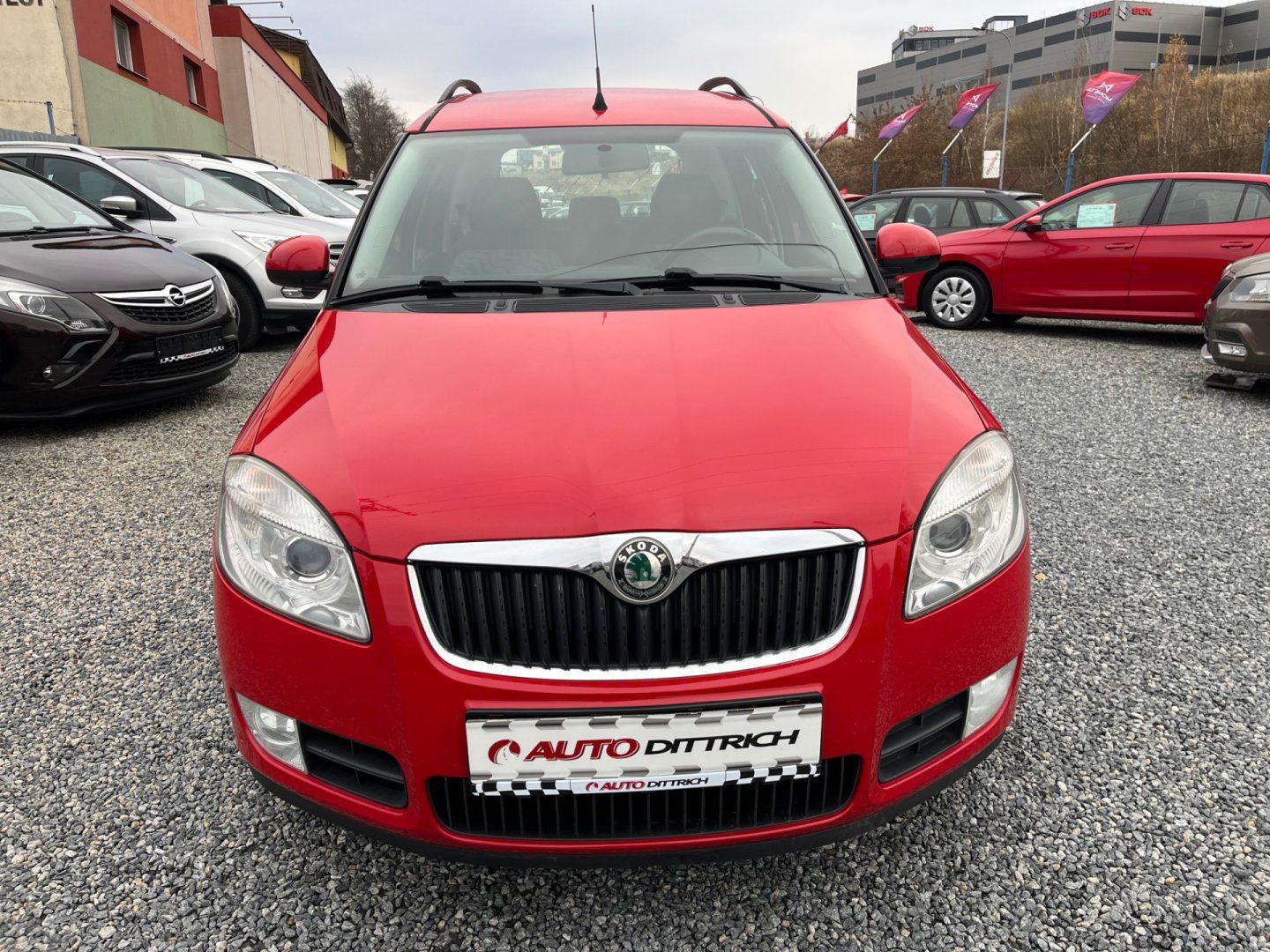 Škoda Roomster, 1.2i STYLE - fotka 3
